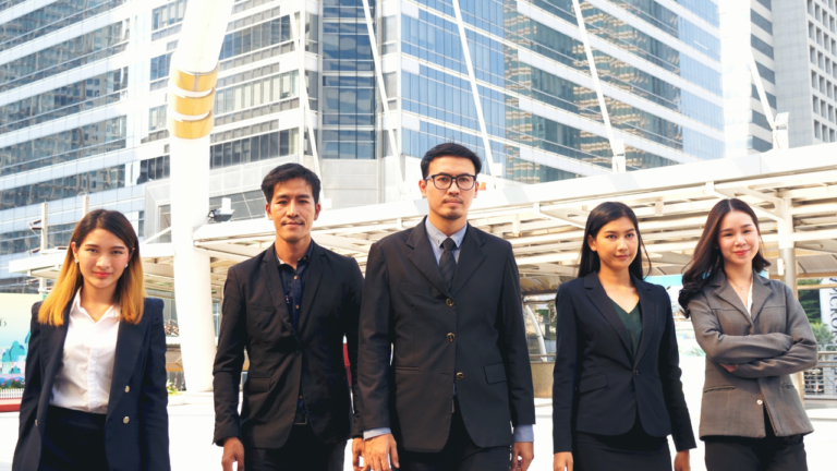 How Headhunters in Malaysia Help You Hire Faster and Smarter